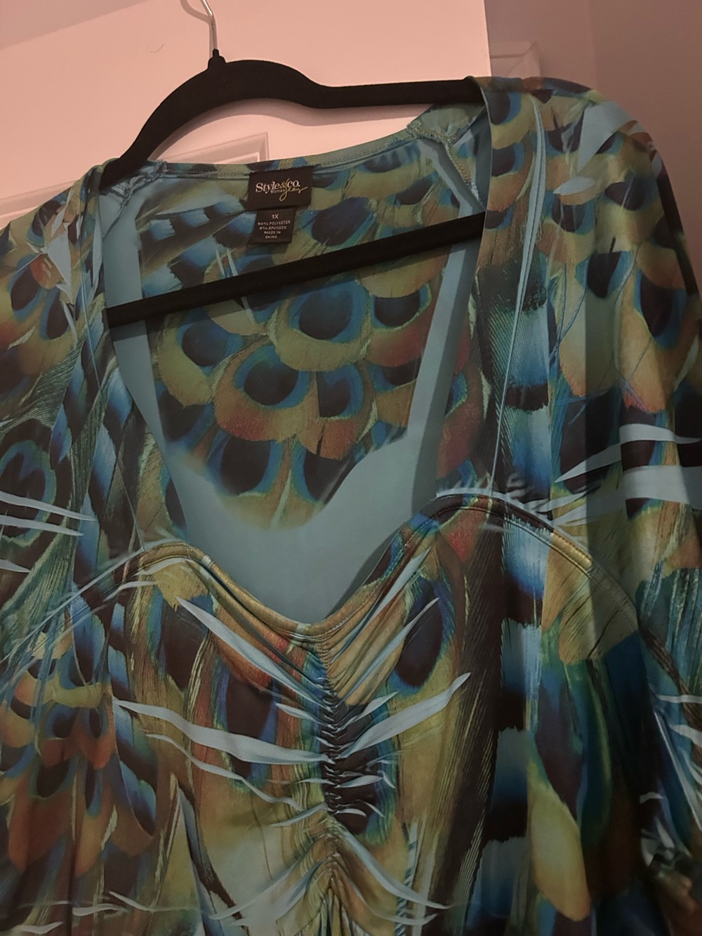 Style & Co. Teal and Green Peacock-Print V-Neck Blouse Size 1x